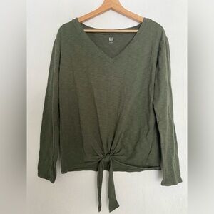GAP ARMY GREEN TIE SHIRT SIZE SMALL
